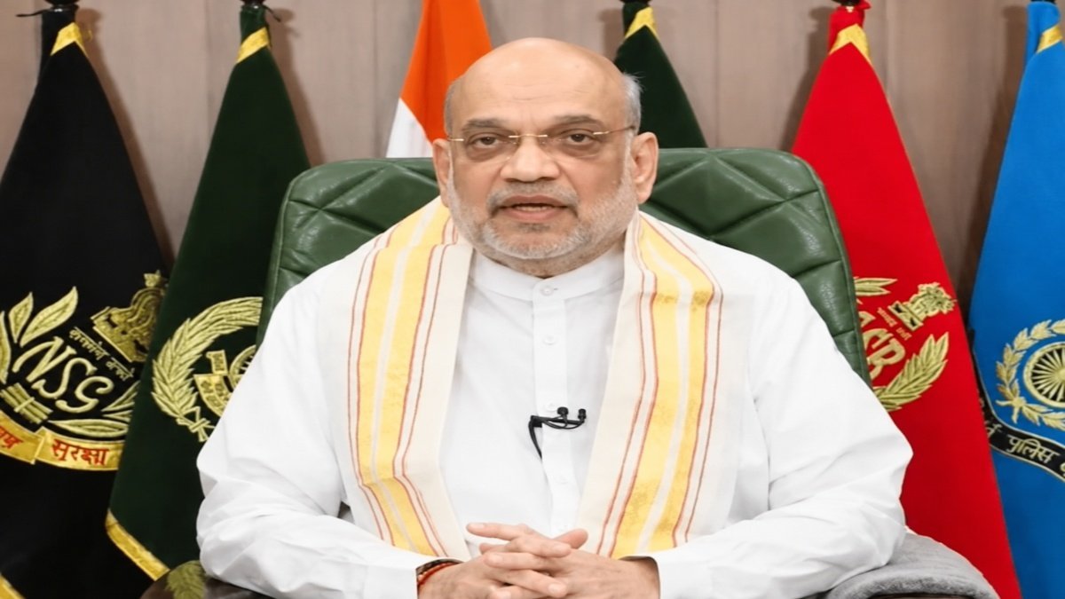Hindi Diwas 2026: अमित शाह की युवाओं से अपील- दुनिया की भाषाएं सीखें, लेकिन मातृभाषा को कभी न भूलें